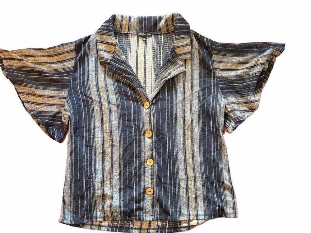 Olivia Blu Blue Vertical Striped Short Sleeve Button-Down Top Size L